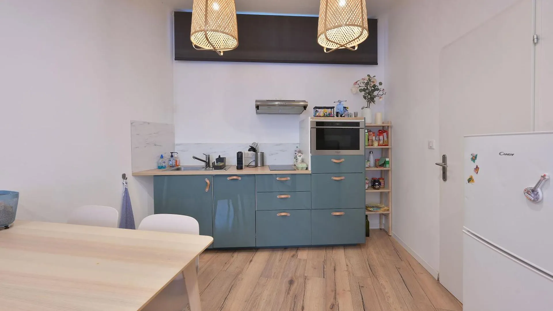 Апартаменты Studio Andrea - Proche Theatres Et Place Des Corps Saints - Wifi Авиньон